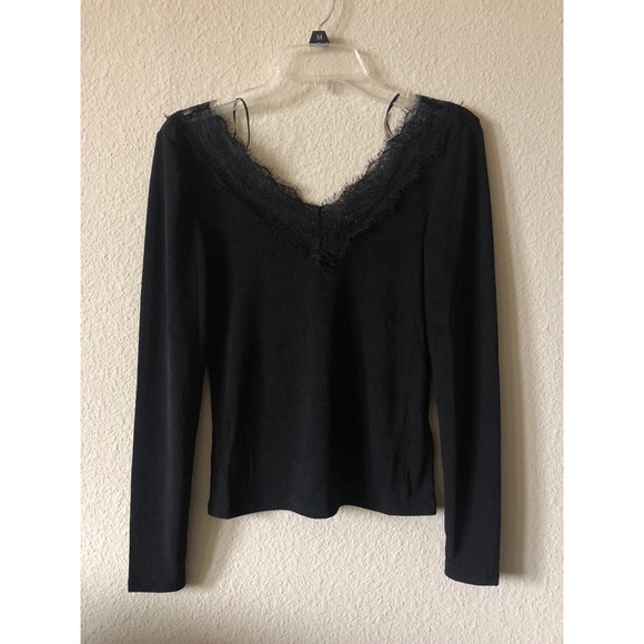 H&M 3/4 Sleeve Top with Lash Lace - Picture 1 of 3